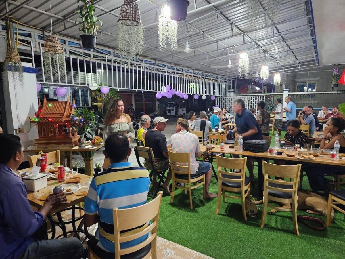 Rene'S Pasta Bar & Guesthouse Koh Kong Exterior photo